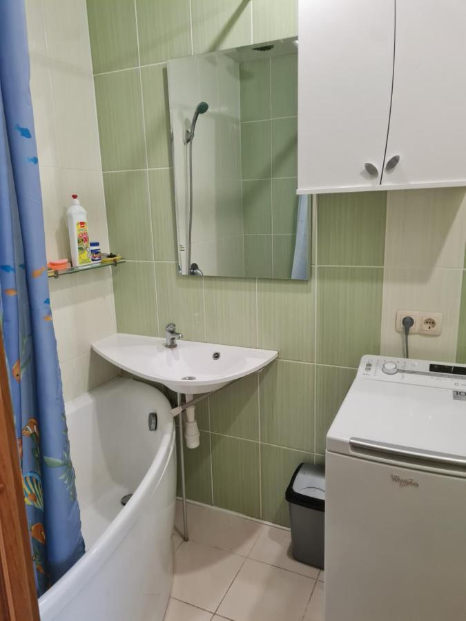 Ziemielu Mols Apartaments/Pirma Linija Pie Juras Liepāja Extérieur photo